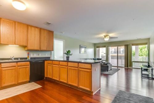 420 57th St, Kenosha WI  53140-4250 exterior