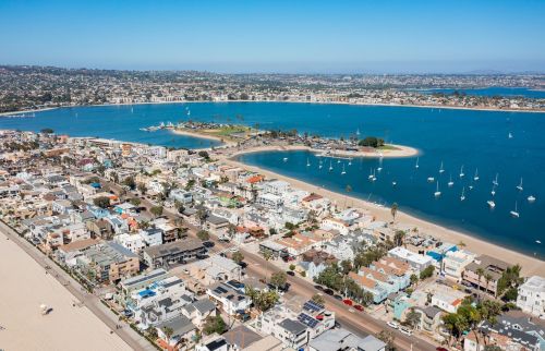 722 Nantasket Ct, San Diego CA 92109-7443 exterior