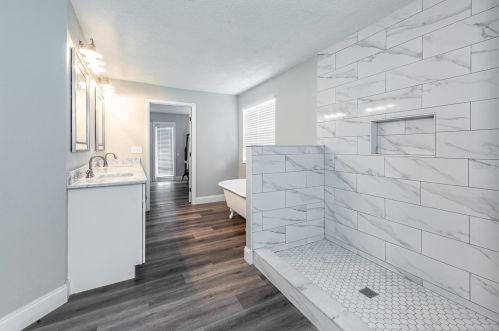 2406 Sunset Ln, Lutz FL  33549-8209 exterior