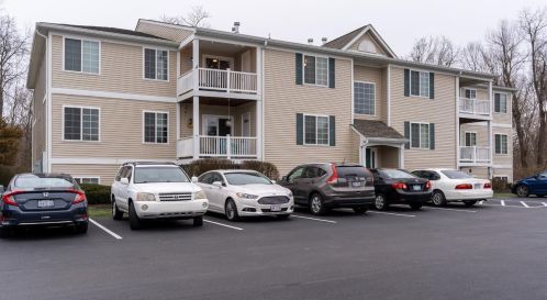 555 Aspen Glen Dr, Cincinnati OH  45244-2680 exterior