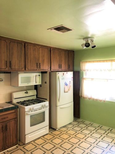 1058 16th St, San Bernardino CA  92411-1963 exterior