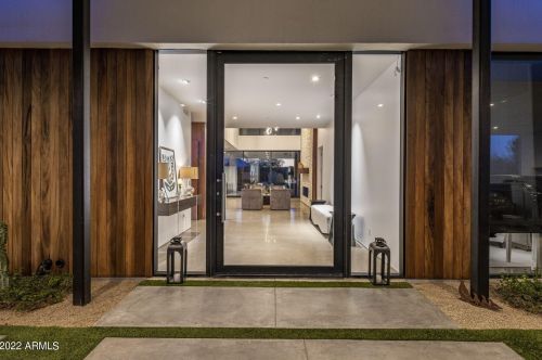 5505 Casa Blanca Dr, Scottsdale, AZ 85253-5211