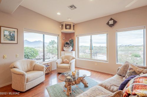 1625 Mariquita St, Green Valley AZ 85622-5602 exterior