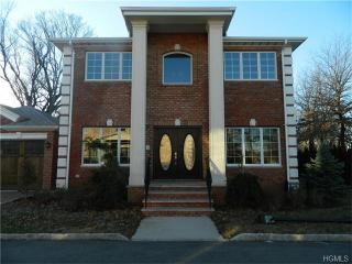 3250 Rawlins Ave, Bronx, NY 10465-1335