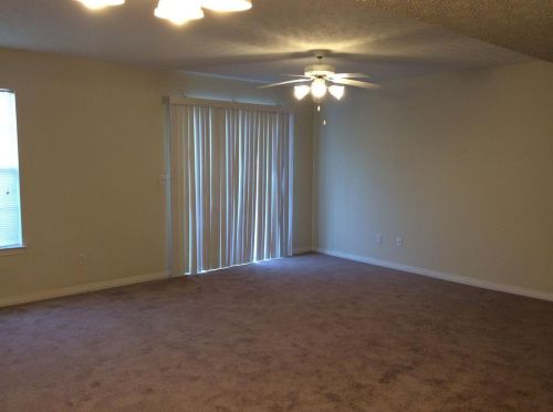 1827 Pointed Leaf Ln, Fort Walton Beach, FL 32547-7096