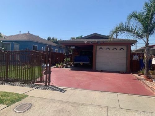 9215 Hunt Ave, South Gate, CA 90280-5117