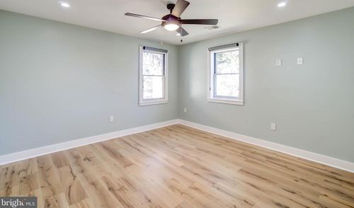 4624 Asbury Pl, Washington DC  20016-4325 exterior