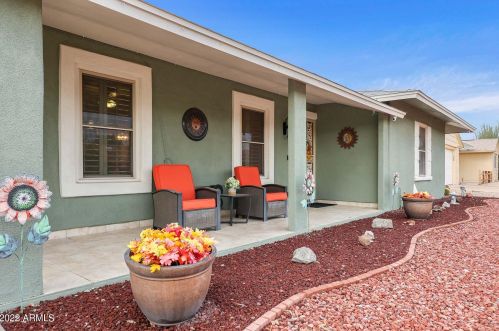 10850 Brookside Dr, Sun City AZ 85351-1013 exterior