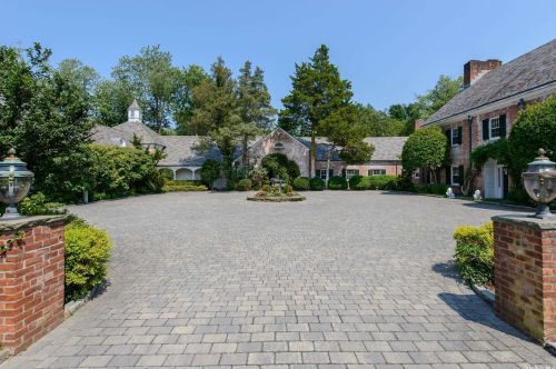 60 Piping Rock Rd, Muttontown, NY 11545-2804