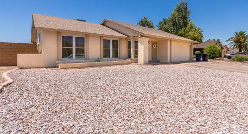 837 Grandview St, Mesa AZ 85205-4223 exterior