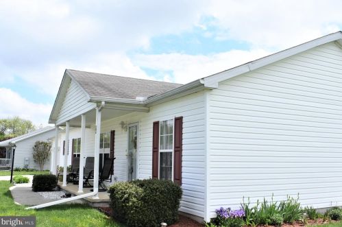 94 Whitaker Way, Camden-Wy DE  19934-4508 exterior