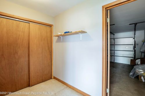 33 Watkins Rd, Bricktown NJ  08724-2446 exterior