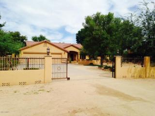 14108 Ocotillo Rd, Chandler, AZ 85249-9248