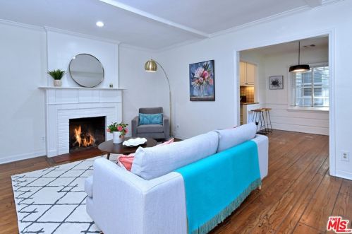 4934 Cartwright Ave, North Hollywood CA  91601-4727 exterior