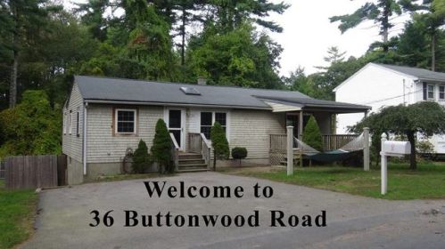 36 Buttonwood Rd, Halifax, MA 02338-1110