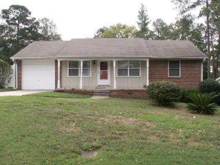 641 Forest Lake Dr, Macon, GA 31210-3205