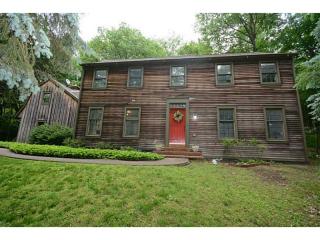 308 Wildberry Rd, Pittsburgh, PA 15238-2122