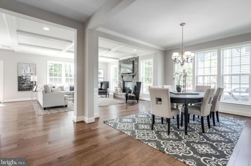 1930 Hillside Dr, Falls Church VA  22043-1415 exterior