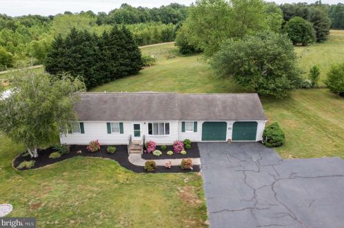 1068 Caldwell Corner Rd, Blackbird, DE 19734-9253