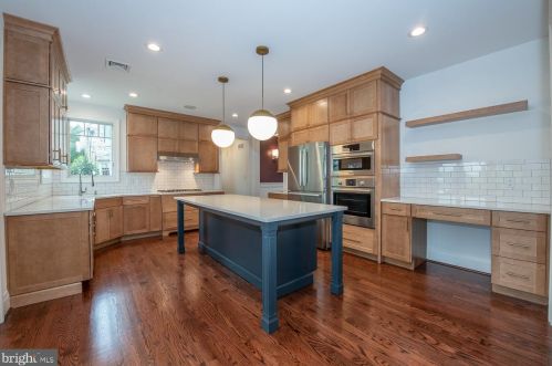 101 Highfield Rd, Ithan, PA 19085-1319
