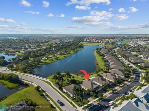 10491 Waterway Ln, Fort Pierce FL  34987-2521 exterior