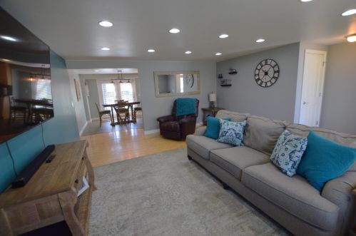 2691 Shade Tree Ln, Green Bay, WI 54313-7056