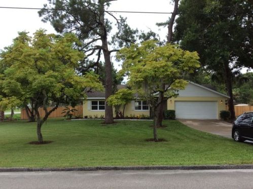 3755 Sunset Ave, Mims, FL 32754-5823