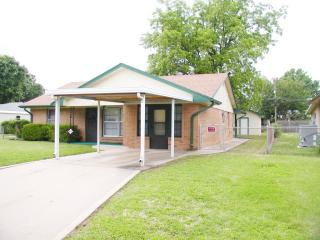 1513 E St, Blackwell OK  74631-2313 exterior