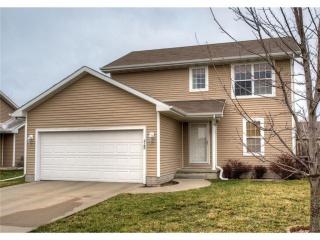 2165 Florence Dr, Waukee IA  50263-8622 exterior