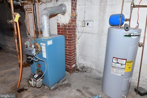 1502 Norwegian St, Primrose PA  17901-2219 exterior