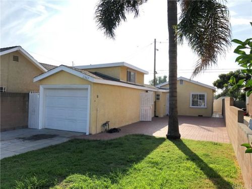 11367 Duncan Ave, Lynwood, CA 90262-3042