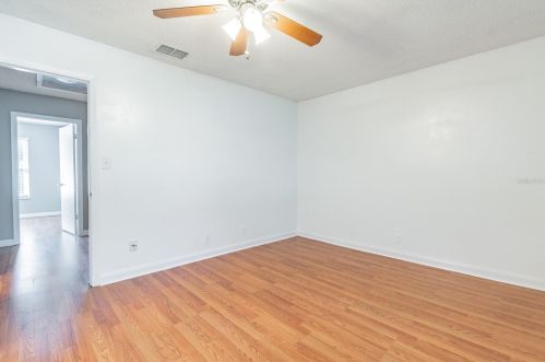 14677 Pine Glen Cir, Lutz FL  33559-3289 exterior