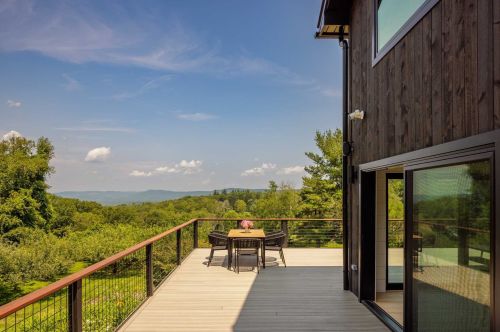 511 Breezy Hl Rd, Hillsdale NY  12529-5056 exterior