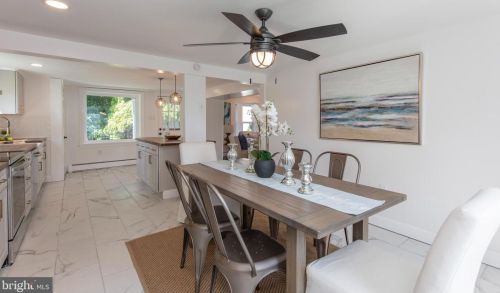 984 Lansdale Ave, Lansdale PA  19446-1620 exterior