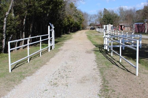 1312 Griffith Ave, Terrell, TX 75160-1317