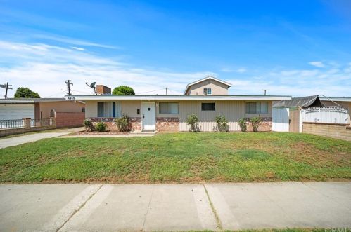 6469 Gramercy St, Buena Park, CA 90621-2727