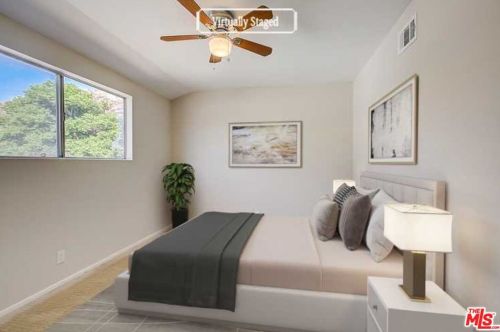 20707 Dot St, Santa Clarita CA  91350-2001 exterior