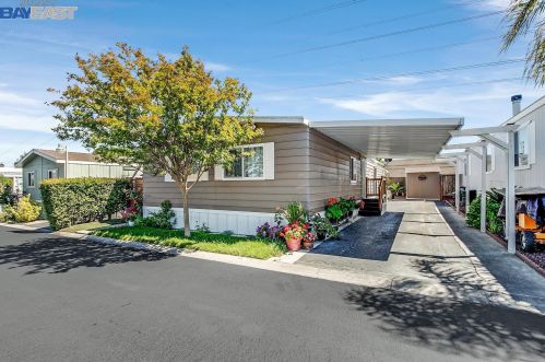 118 Stonyford Dr, West Pittsburg, CA 94565-3639