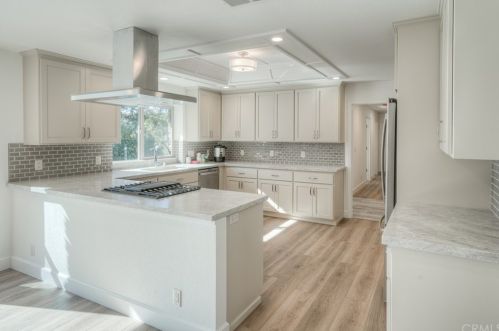 15 Woodcrest Dr, Oroville CA  95966-5518 exterior