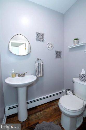 410 Steven St, Norristown PA  19403-2614 exterior