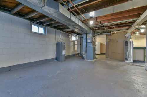 7503 Stevenson St, Milwaukee WI  53213-3549 exterior