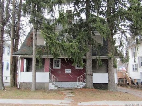 194 Wickham Ave, Middletown, NY 10940-3816