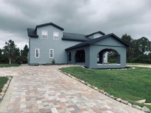 3302 57th St, Lehigh Acres, FL