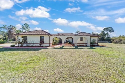 3655 Canaveral Groves Blvd, Cocoa, FL 32926-6832