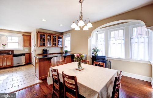 422 Delaware Ave, Lansdale PA 19446-3422 exterior