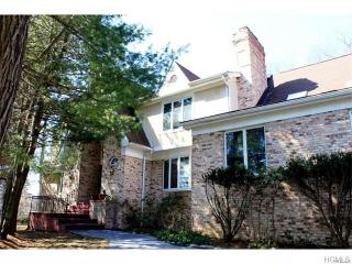 221 Taxter Rd, Irvington On Hudson, NY 10533-1111