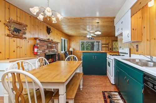 656 Irving Way, Big Bear City CA  92314-9707 exterior