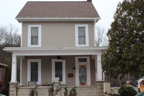 304 4th St, Weatherly, PA 18255-1417