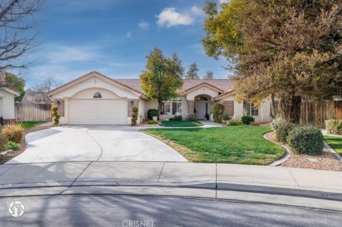 3608 Stonecreek Ave, Bakersfield, CA 93313-4222