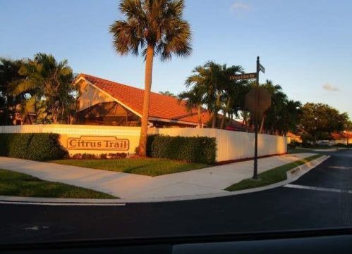 190 Temple Ave, Boynton Beach FL  exterior